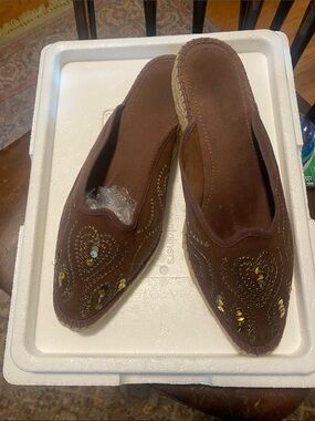 Vtg. Embroidered Espadrille Flat Mules EUC